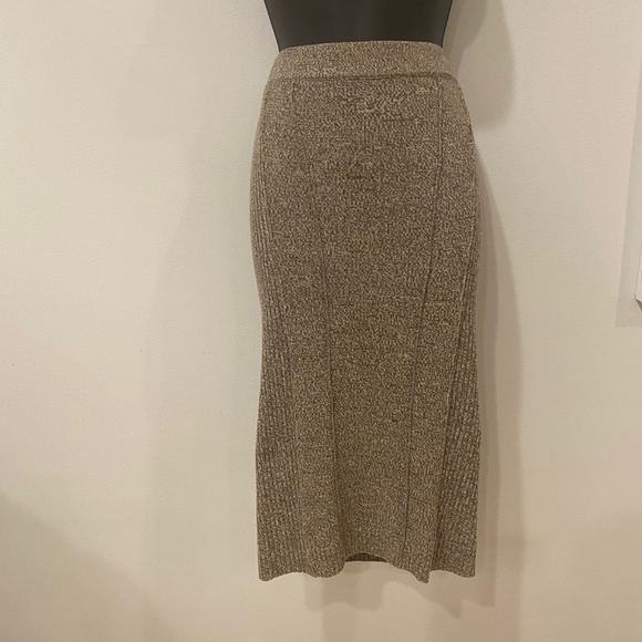 New with Tags! Marc by Marc Jacobs Brown Heather Ribbed Knit Skirt Size Small - Picture 4 of 16
